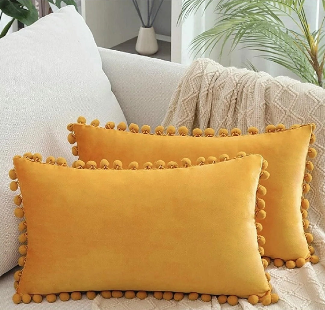 PomPom Pillowcase Set