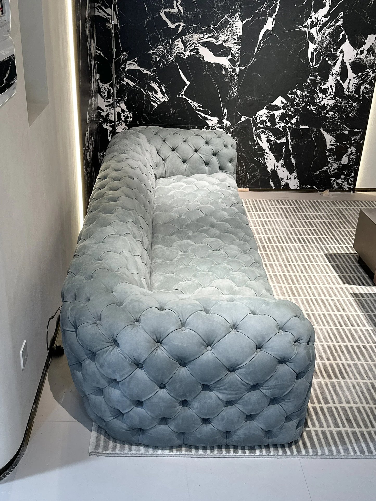 Exquisite modern Italian Chesterfield wooden sofa set with comfortable velvet armrests and metal legs, perfect for a family or villa