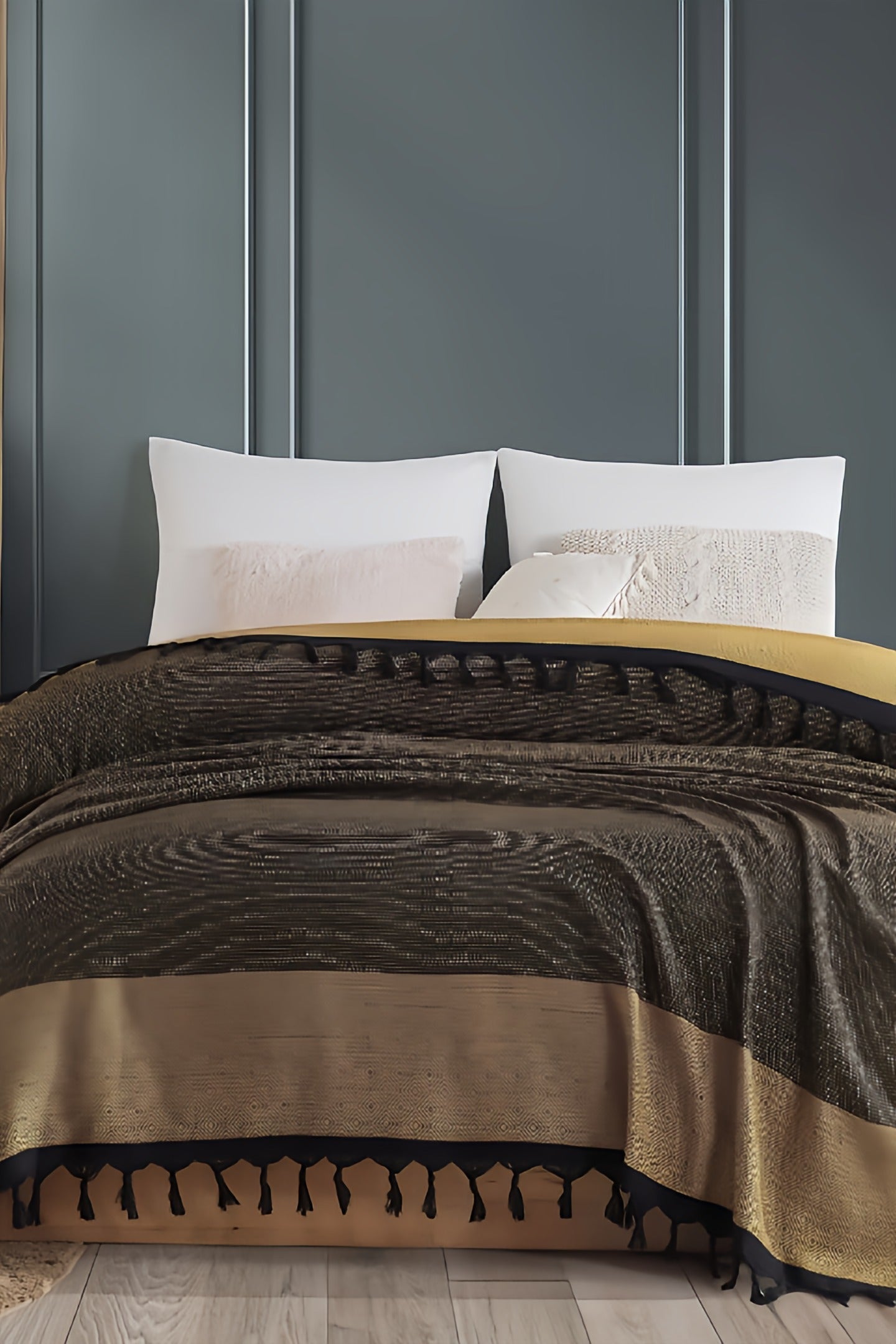 Cotton Double Pike And Bedspread