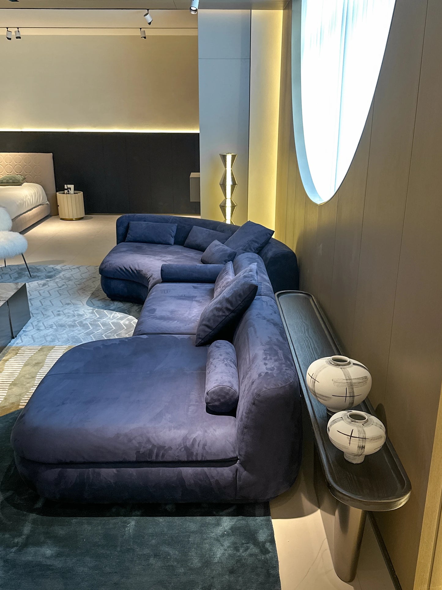 Luxury Italian Modular Sectional Sofa Set Practical U-Shaped Sectional With Velvet and Wood Legs for Living Room