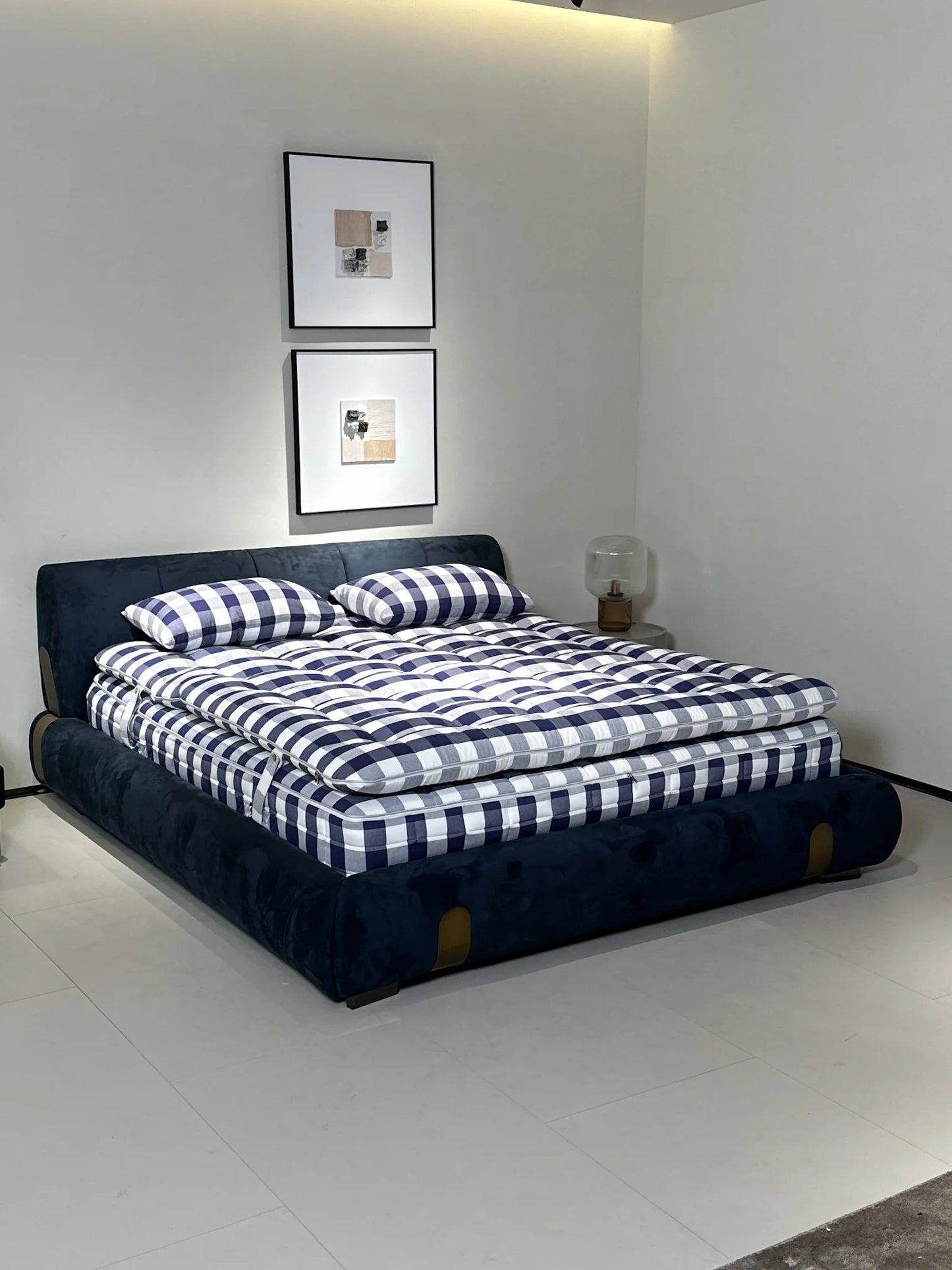 Simple Italian design luxury metal fabric leather sofa large special design bed linen cotton king soft bed