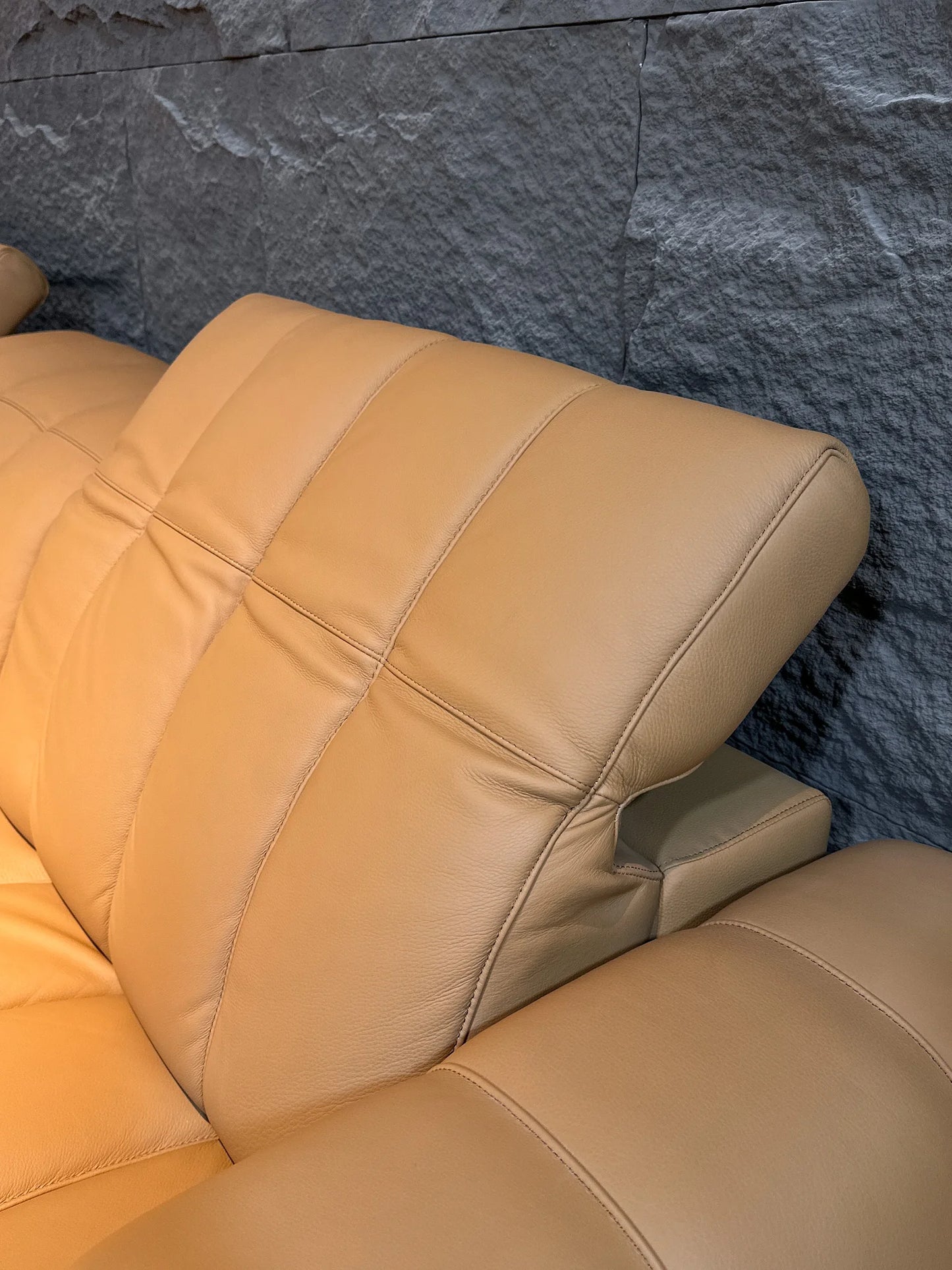 3seat Living Room Furniture Villa Power Recliner Sectional Sofa Electric Headrest Electric Reclining Combination Functional Sofa