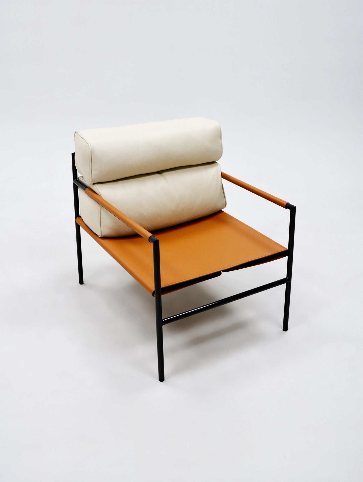 Italian Design Elegant Luxury Modern Leather Accent Single Seat Leisure Chair Apartment Villa Bar Leisure Chair