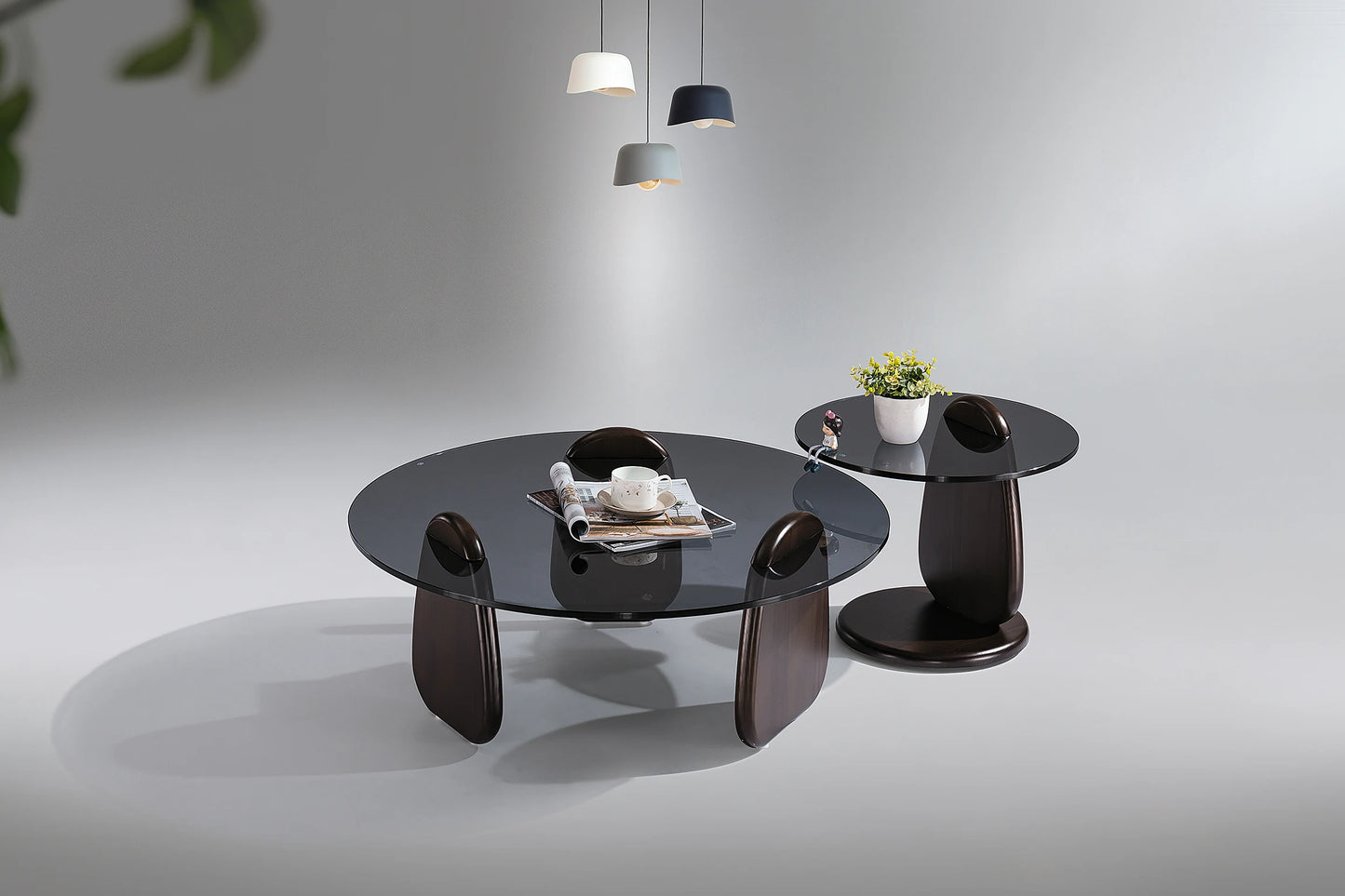 Modern Luxury Design Round Glass Top Tea Table Set with Solid Oak Wooden Base for Villa Living Room or Dining Room Combination