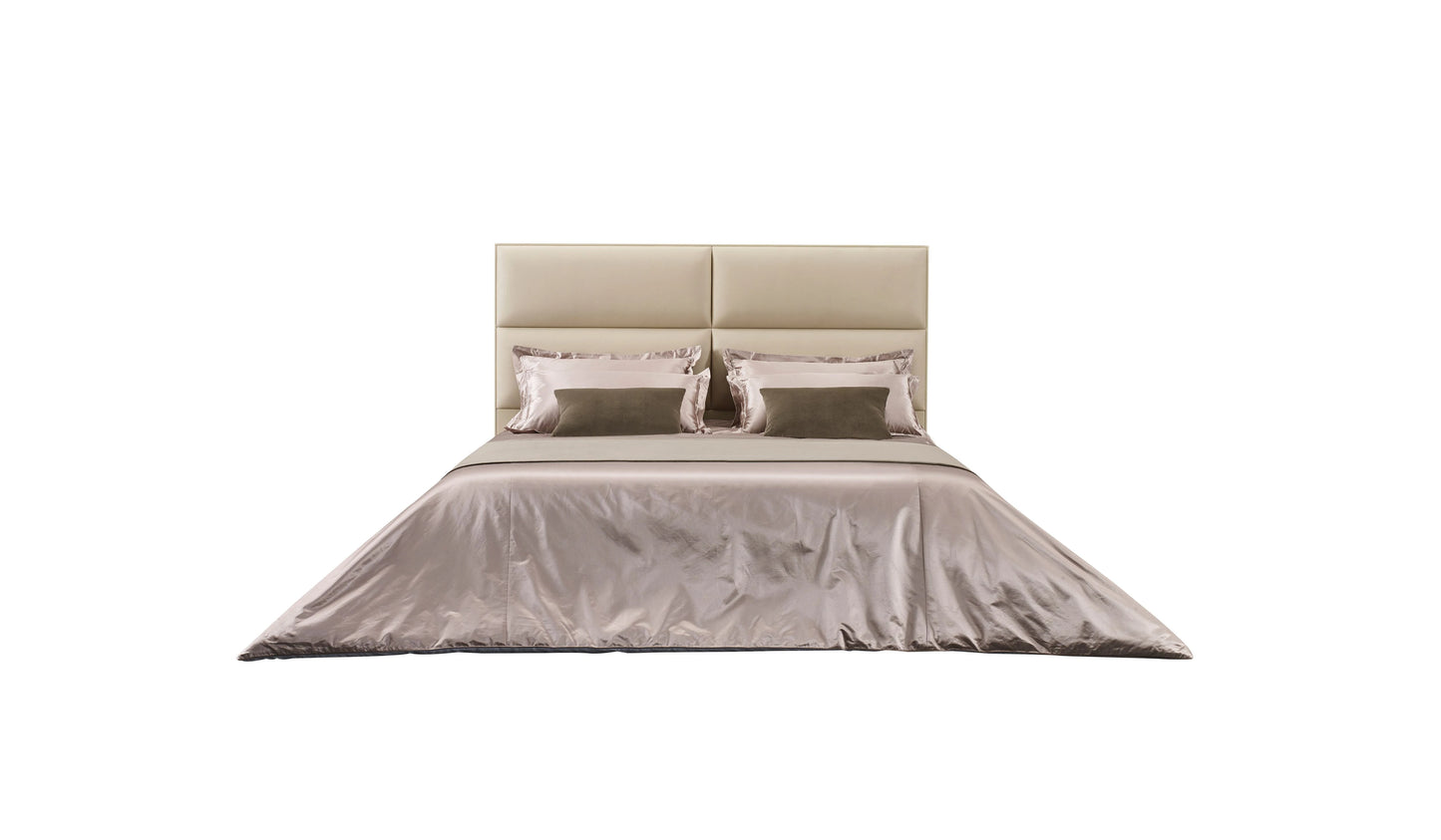 Italian design modern high-end luxury double bed king leather bed soft fabric master bedroom high quality wooden home