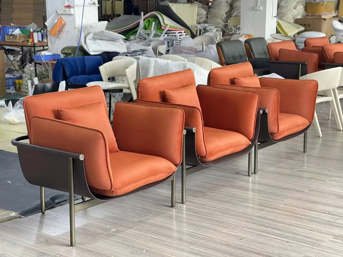 New Modern Stainless Steel Frame Saddle Leather Italian Home Furniture Fabric Casual Seat Apartment Hotel Armchair
