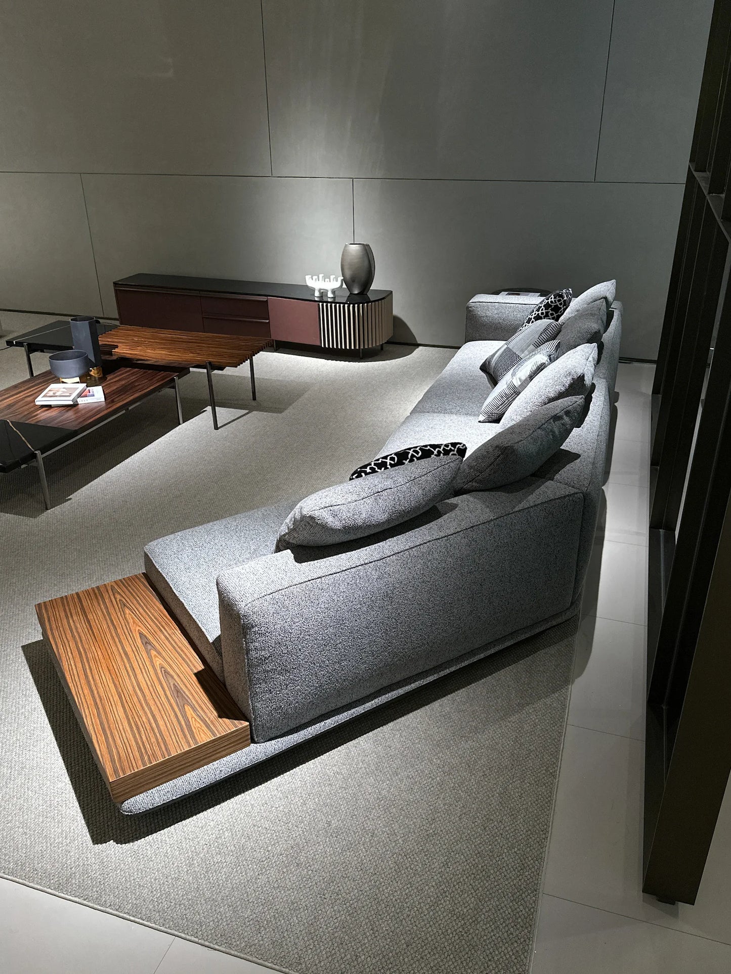 Practical Living Room Furniture Hotel Fabric Leather Combination Italian Design Modern Abric horizon Villa Luxury Sofa