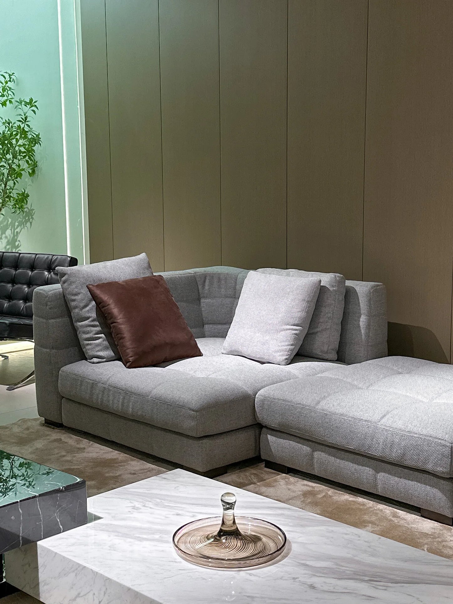 Villa Furniture Comfortable Sofa Living Room Luxury Sofa Leisure Sofa Fabric Sofa 4 Seats L-Shaped Sofa