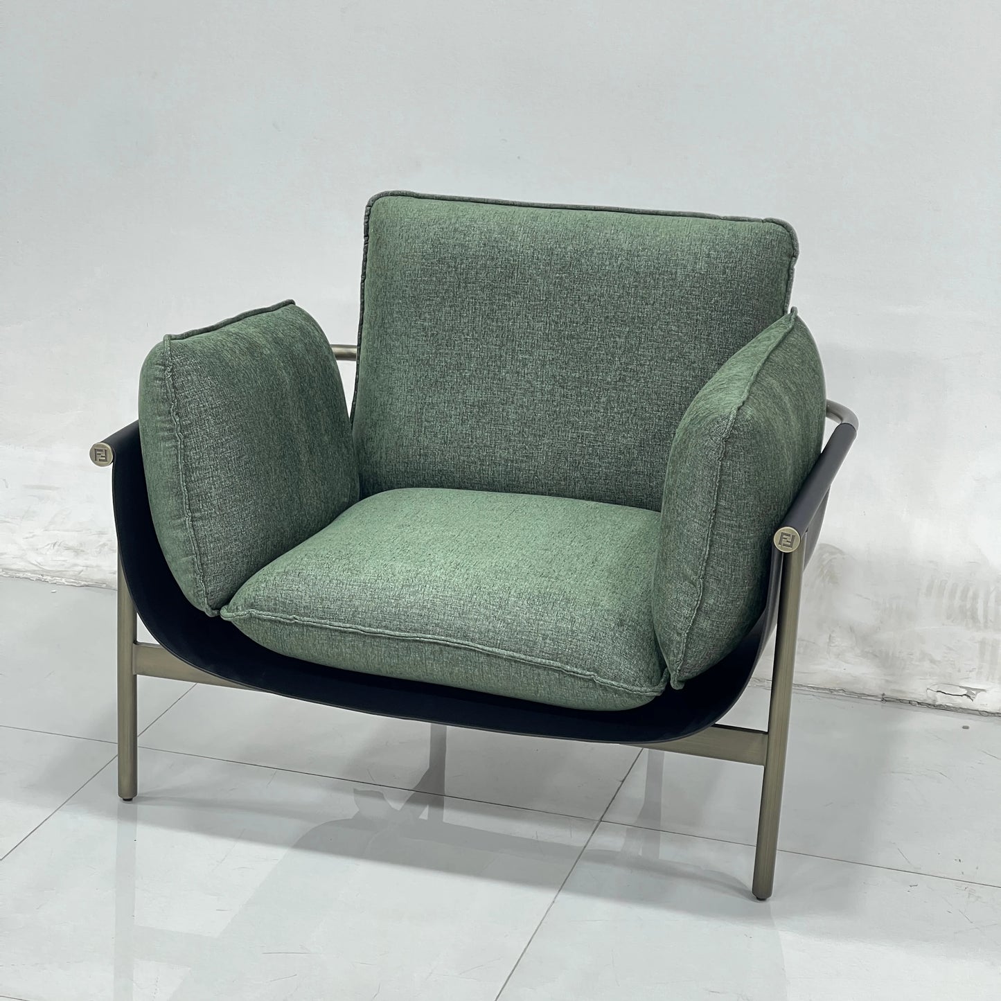 New Modern Stainless Steel Frame Saddle Leather Italian Home Furniture Fabric Casual Seat Apartment Hotel Armchair