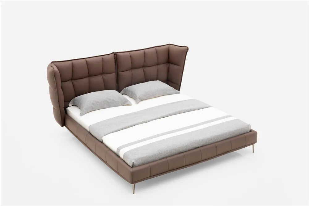 Italian queen bedroom furniture soft bed solid wood frame microfiber material villa home interior design bedding set