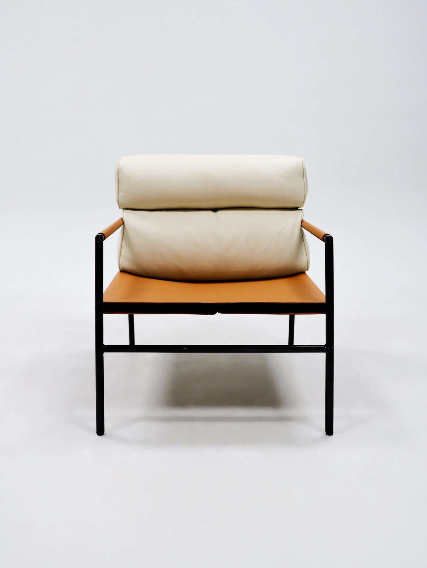 Italian Design Elegant Luxury Modern Leather Accent Single Seat Leisure Chair Apartment Villa Bar Leisure Chair