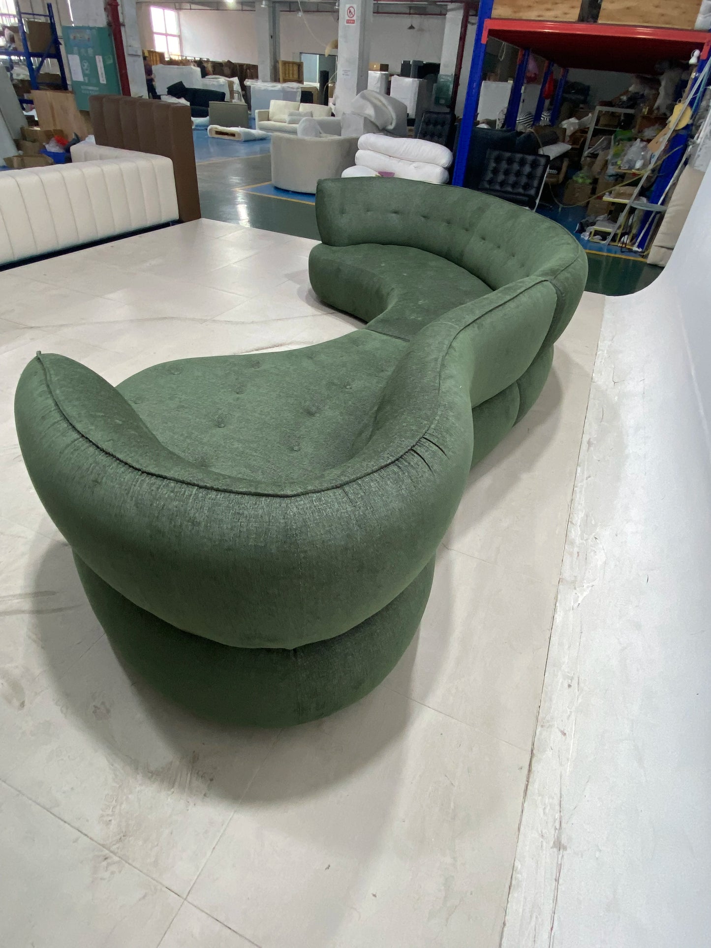 New design light luxury Italian living room curved sofa 3.9 meters large villa apartment green fabric moon sofa casual modern sofa