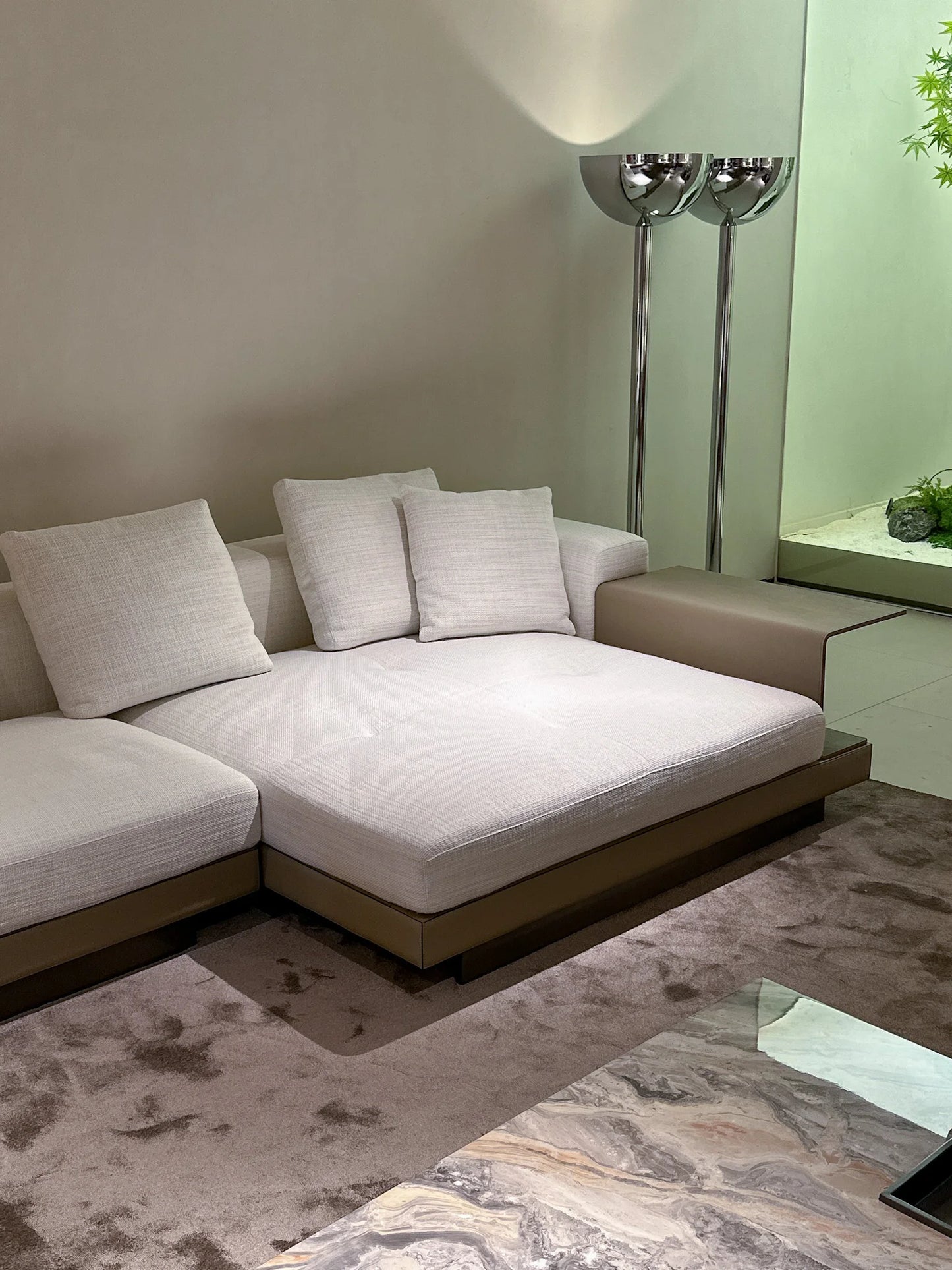 Beautiful living room combination leather sofa sofa set furniture Italian design modern leather fabric combination sofa