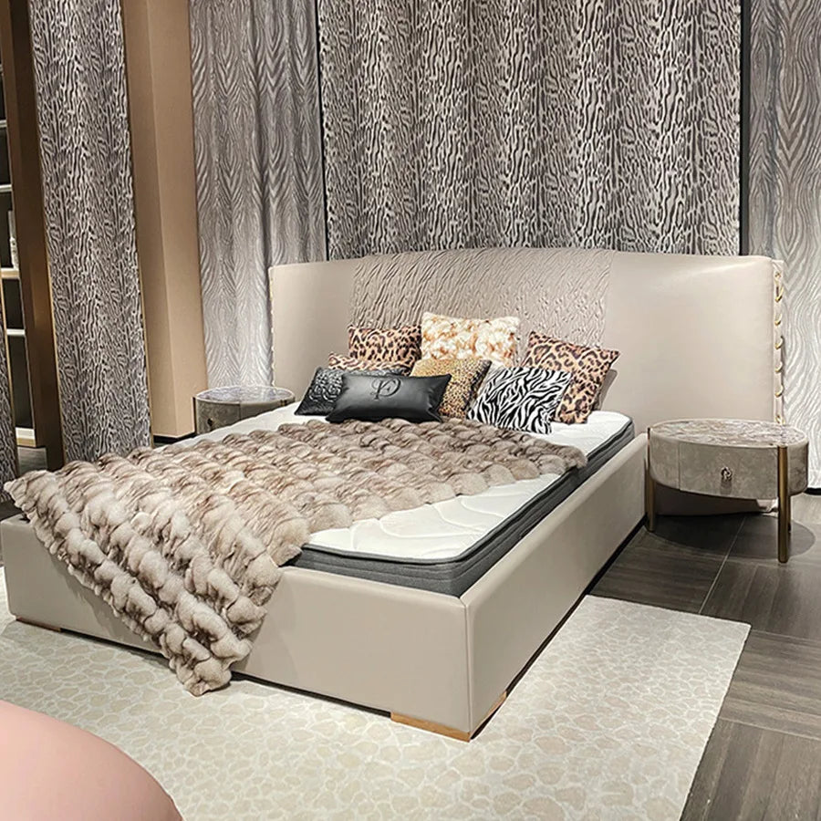 Italian luxury palace series simple leather queen bed villa master bedroom high-end soft bed