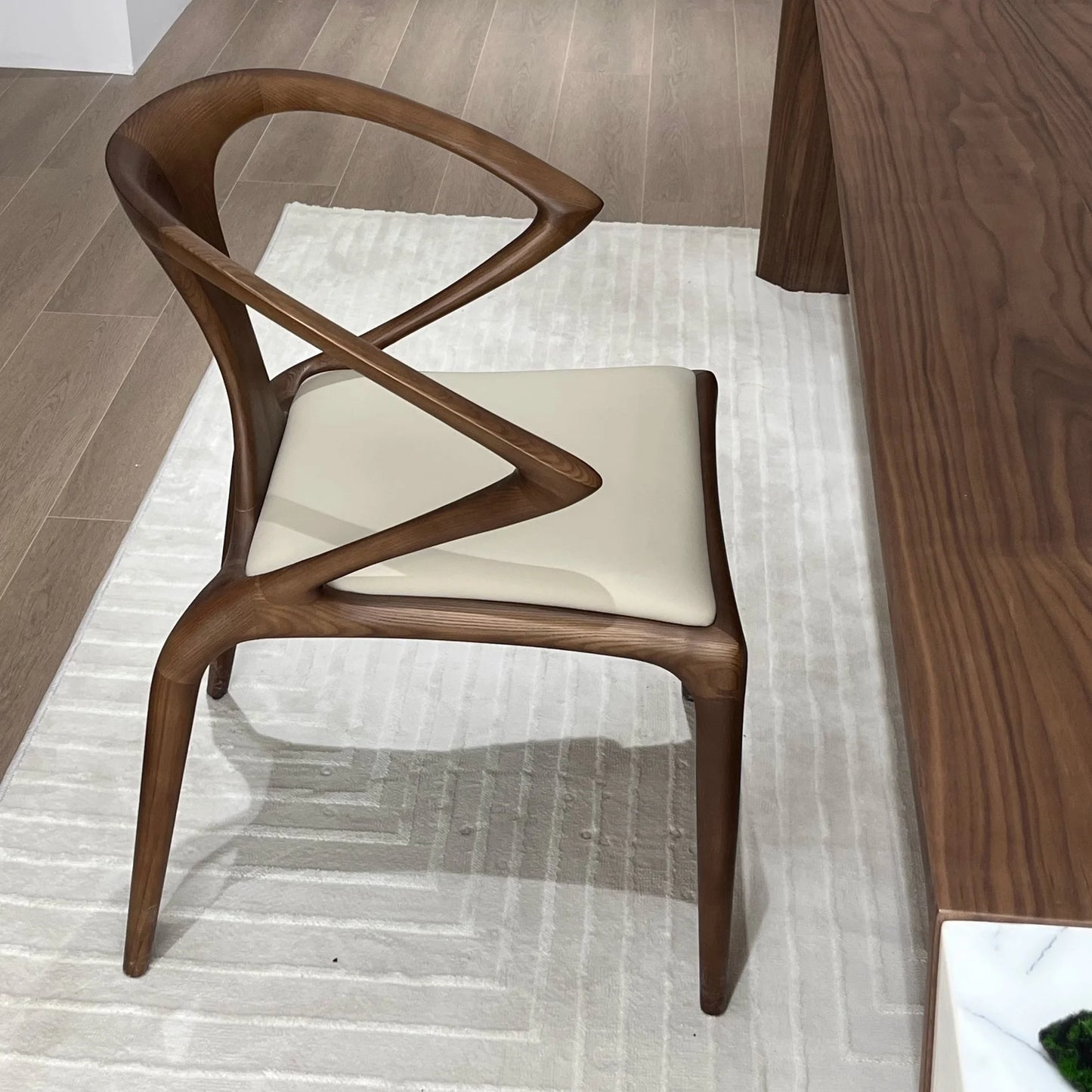 Nordic style comfortable sword chair home hotel leather dining chair creative backrest wooden solid wood seat