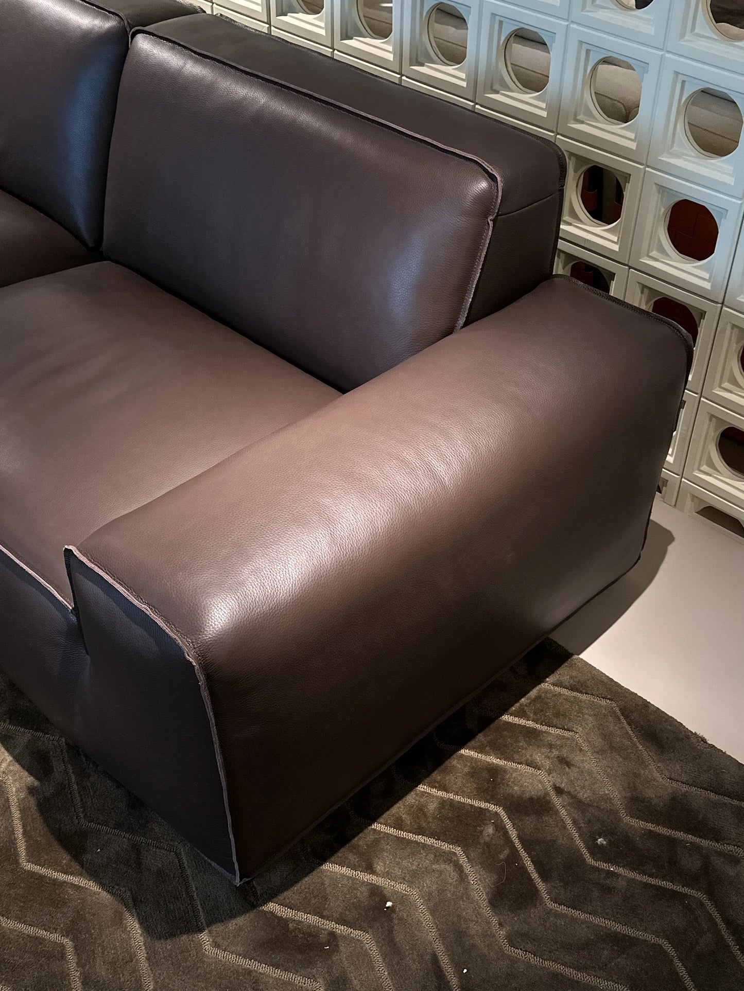Comfortable Modern Home Modular Leather Sofa Set In-Line All Black Combination Sofa Living Room Comfortable Furniture