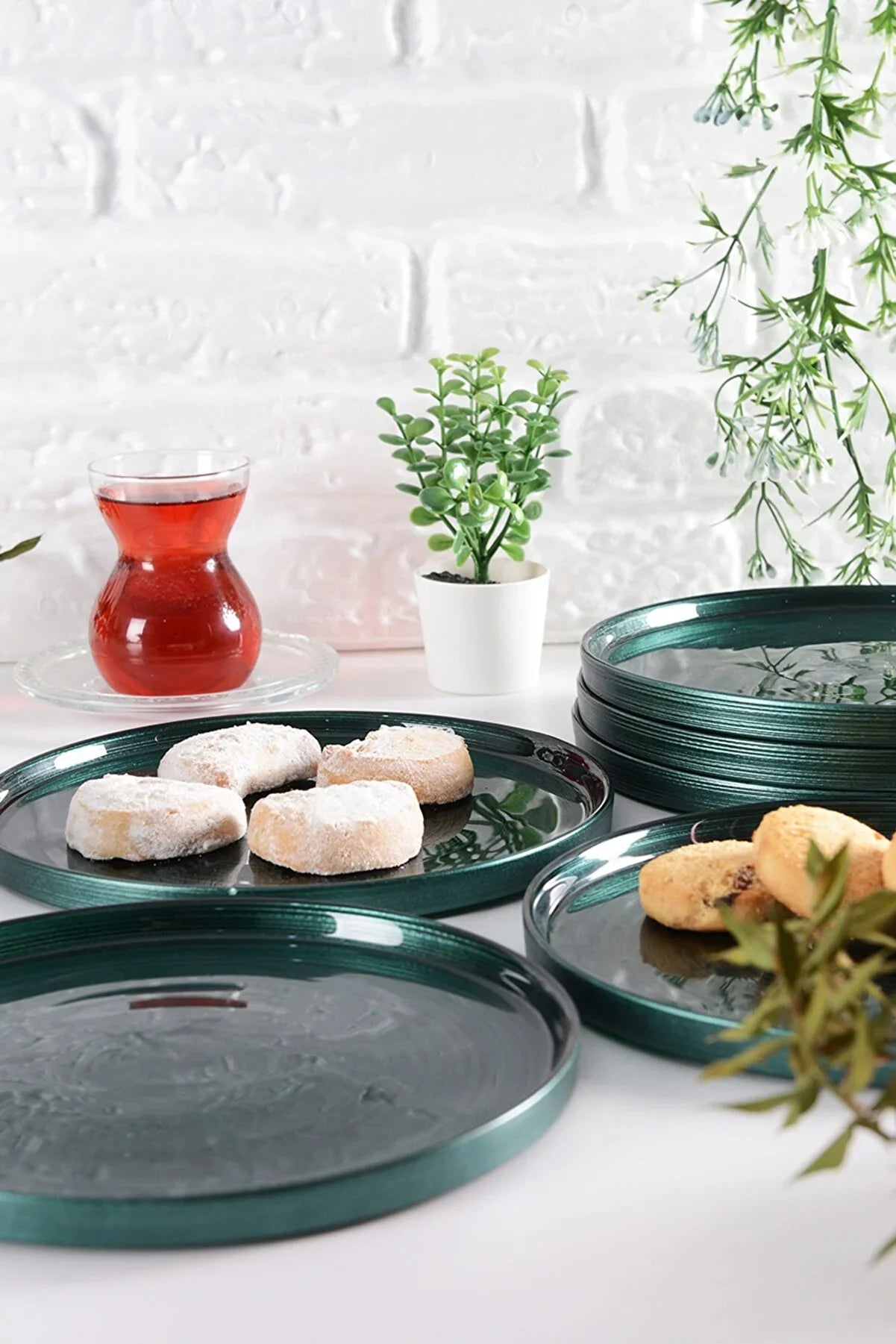 Dessert Plates Set