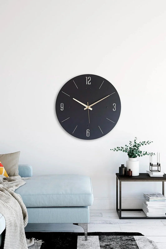 Elegant and Simple Wall Clock
