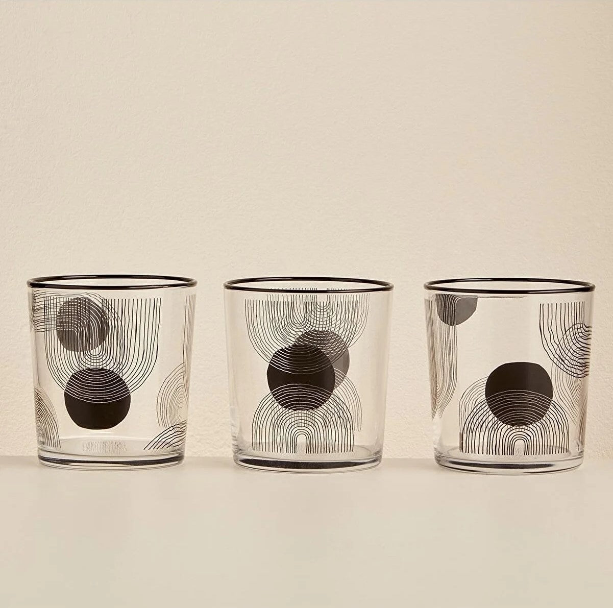 Soft Drinks Cups Set
